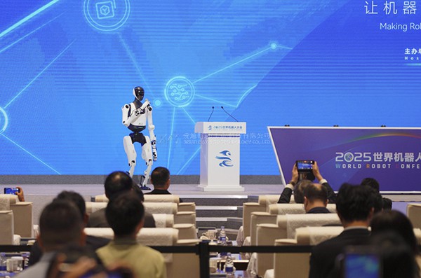 虚拟现实|虚拟仿真|三维虚拟技术|可视化工程|虚拟仿真交互|航空航天|汽车仿真|轮船仿真|列车仿真|多媒体应用|轨道交通|船舶制造|能源矿业|电力仿真|游戏开发|虚拟漫游|建筑设计|石油钻井|核能开放|互动营销|展览展示|爱迪斯通