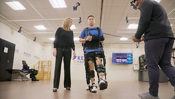 虚拟现实|虚拟仿真|三维虚拟技术|可视化工程|虚拟仿真交互|航空航天|汽车仿真|轮船仿真|列车仿真|多媒体应用|轨道交通|船舶制造|能源矿业|电力仿真|游戏开发|虚拟漫游|建筑设计|石油钻井|核能开放|互动营销|展览展示|爱迪斯通