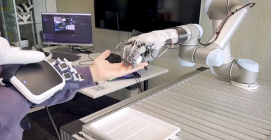 热门力反馈手套对比，机器人遥操作完美米兰体育平台登录入口的解决方案